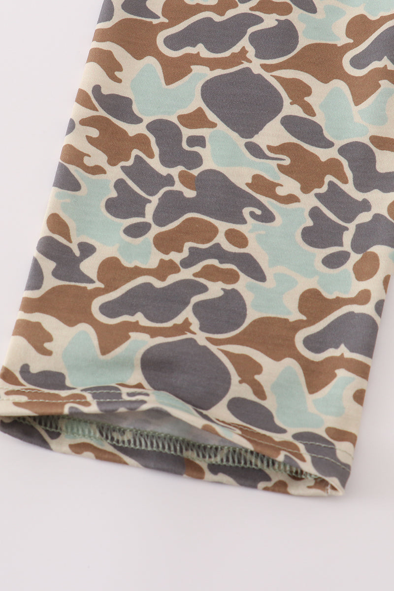 Camouflage print pumpkin applique pants set