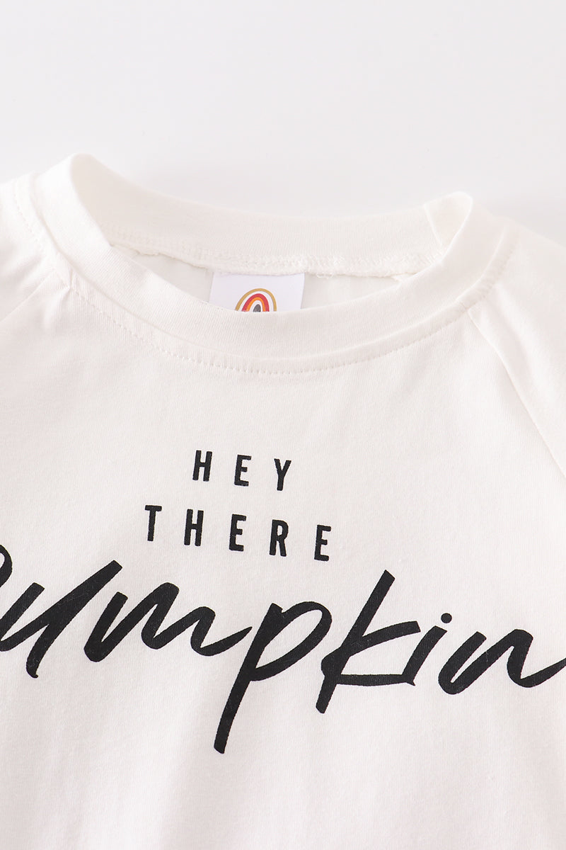 White pumpkin sweat shirt