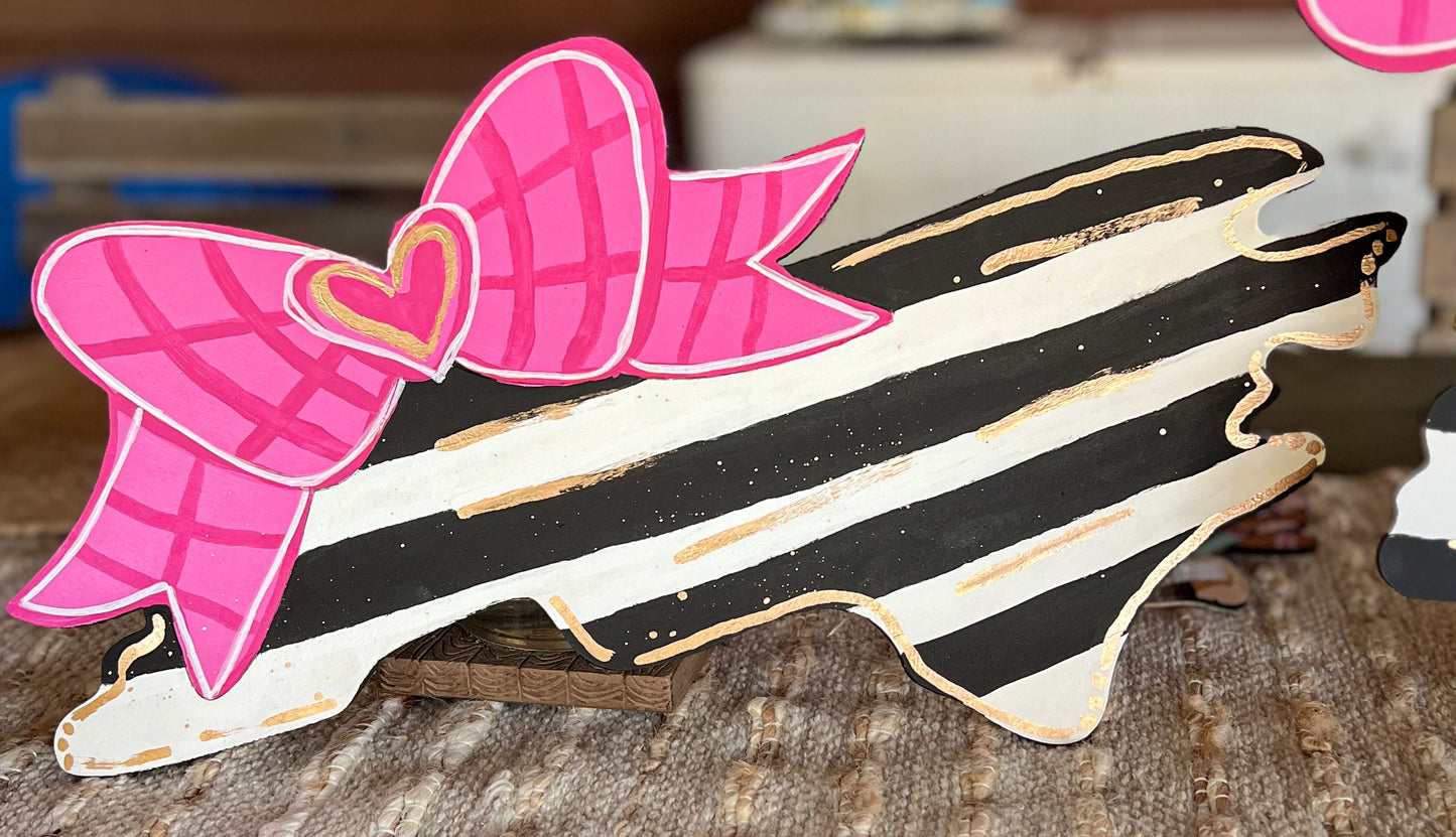 Preppy State Love Black White Pink and Gold Door Hanger Sign.