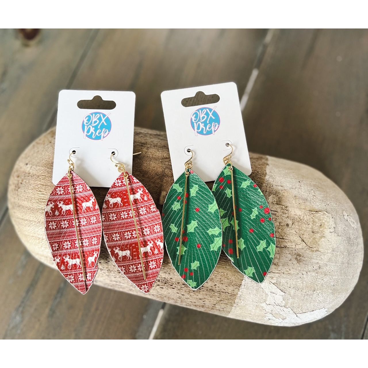 Christmas Print Leaf Faux Leather Dangle Earrings - OBX Prep