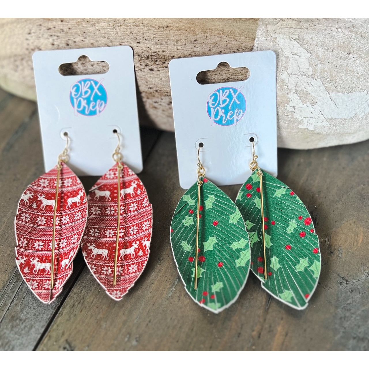 Christmas Print Leaf Faux Leather Dangle Earrings - OBX Prep