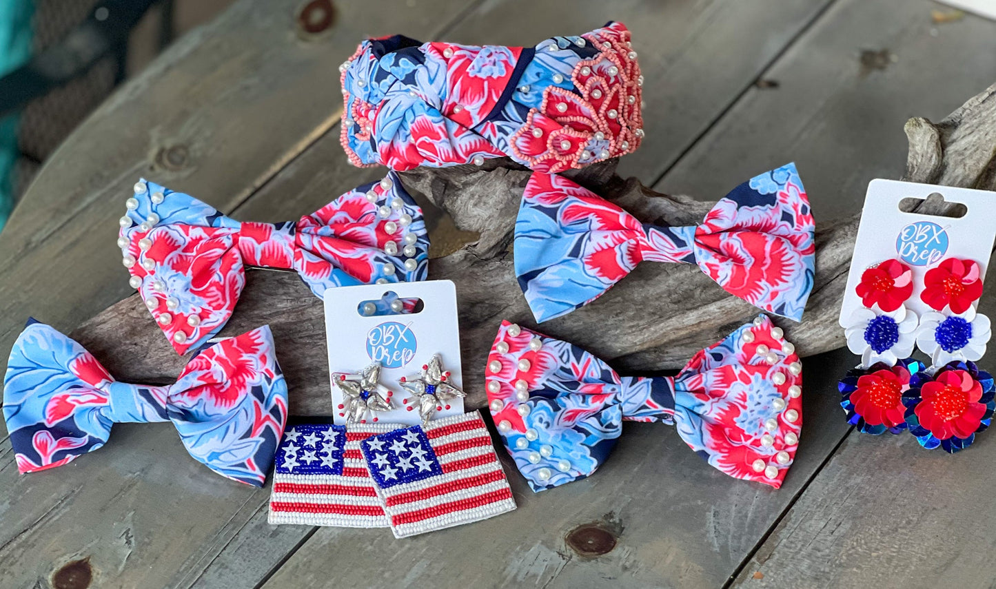 Patriotic Chinoiserie Floral Beaded Hair Bow Clip.