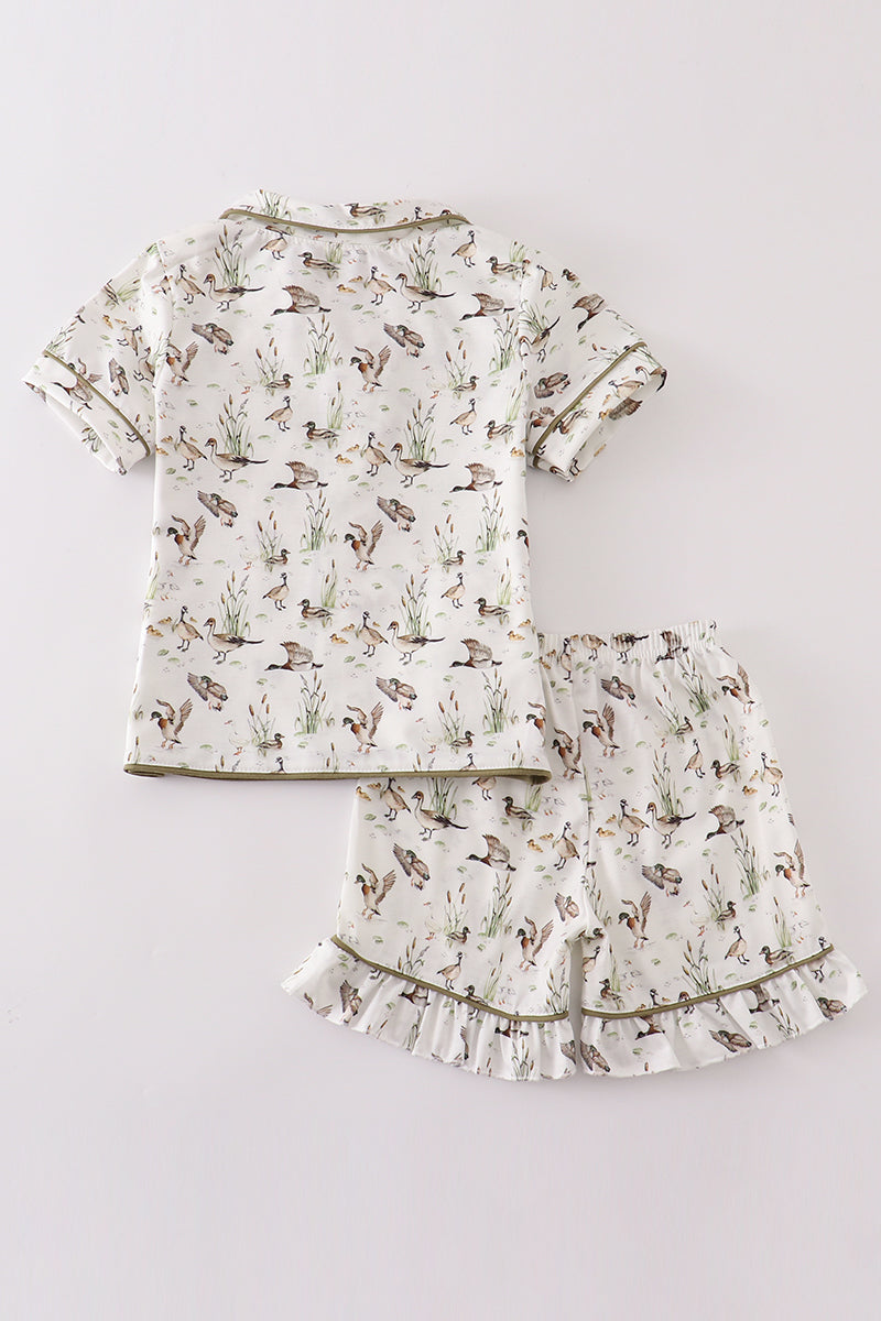 Sage duck girl shorts set