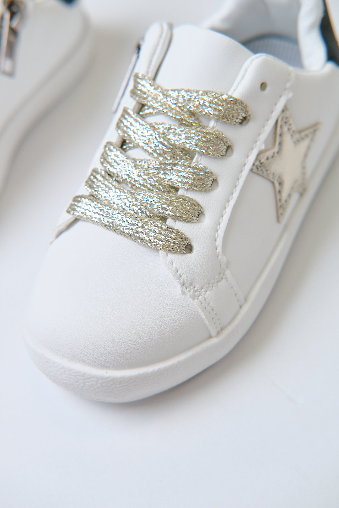 White gold star glitter sneaker (toddler to big kids)